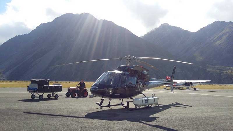 THE ADVENTURER - HAUPAPA/TASMAN GLACIER HELI-HIKE